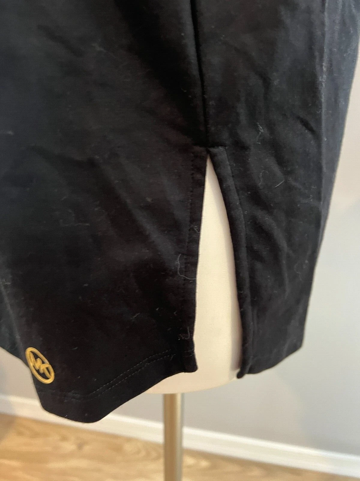 Felpa donna Michael Kors nera con cappuccio logo punta dorata 1X taglie forti nuova con etichetta