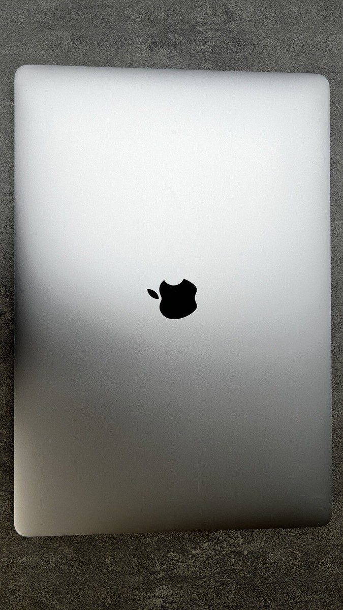 Apple MacBook Pro (2019) - 16
