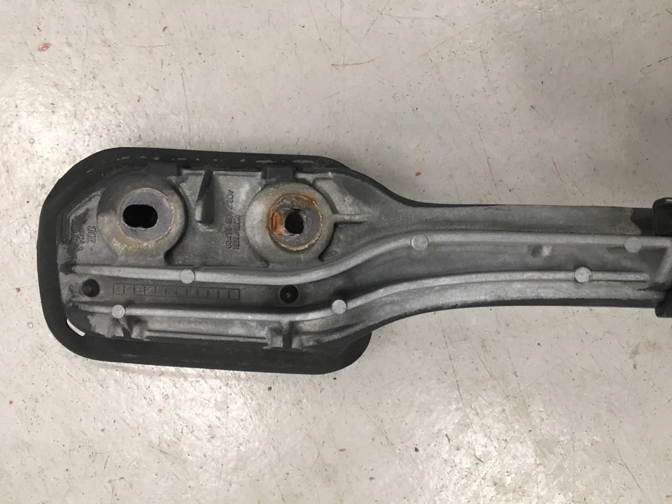 2001 - 2005 年丰田 RAV4 车厢车架铁路乘客侧杆黑色原始设备制造商 — 第 3/4 张图片