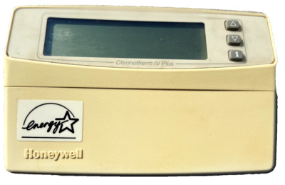 Honeywell Chronotherm IV Plus Programmable Thermostat - PreOwned