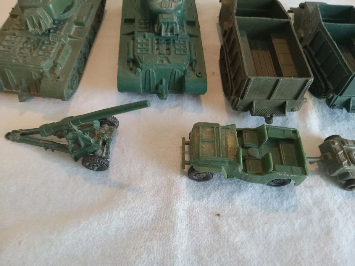 Marx Battleground Military Vehicles Tank Track Jeep Vintage LOT
