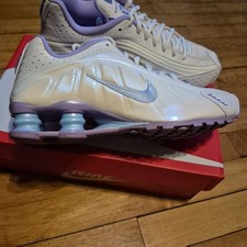 purple and white nike shox r4 Ih4050-001