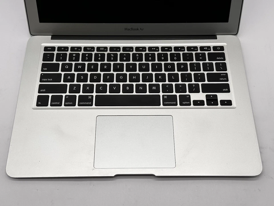 Apple MacBookAir7, A1466, i5-5250U CPU @ 1.60GHz, 8GB, 251GB SSD, No Charger/OS - Image 4 of 4