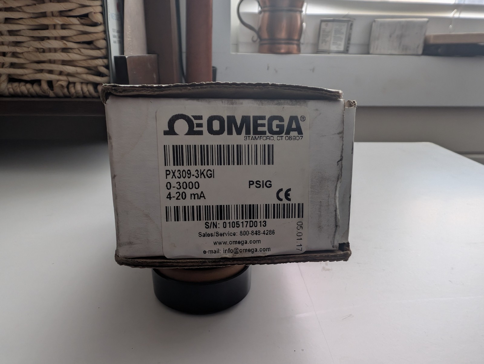 Omega PX309-3KGI , 0-3000 PSIG ,4-20 mA ,SS Pressure Transducer, FACTORY SEALED.