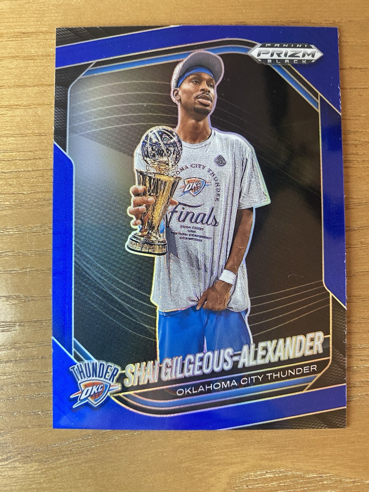 Shai Gilgeous-Alexander 2024-25 Panini Prizm Black Blue Prizm /199 #164