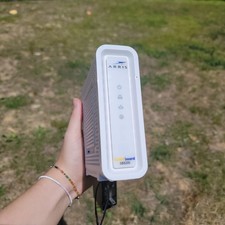 ARRIS SURFboard SB8200 DOCSIS 3.1 10 Gbps Cable Modem