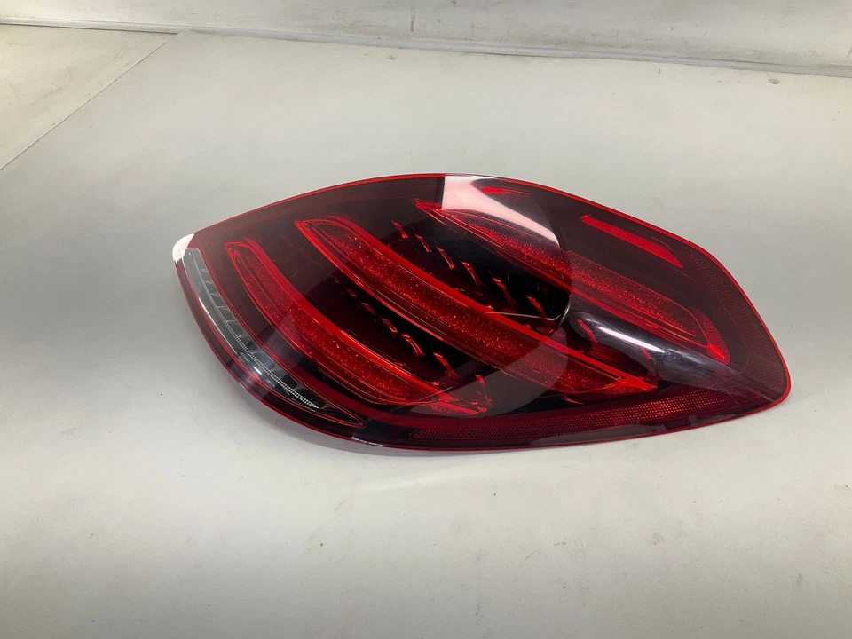 18-20 MERCEDES-BENZ S450 Trunk Lid Right Passenger Tail Light Lamp OEM - Image 4 of 4