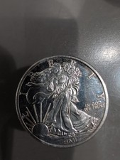 1 Ounce Silver Coin/Round SMI Walking Liberty ~ .999 Fine Silver 110.00 per troy oz