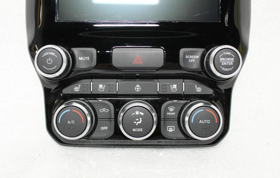 Б/У оригинальный производитель Mopar радио отделка ободок и панель управления ОВК с экраном RAM 1500 - Изображение 2 из 4