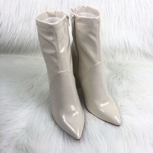 Wmns Qupid Faux Patent Leather Maelie Pointed Toe Ankle Bootie Sz 7 Winter White - Picture 8 of 10