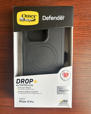 OtterBox Defender Rugged Case iPhone 15 Pro Black MagSafe Holster Kickstand