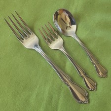 Oneida Chateau 3 Piece Baby Toddler Child Set 2 forks 1 Spoon Preowned