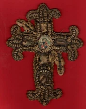 Cruz de tela antique año 1700 con reliquias santino image pieuse