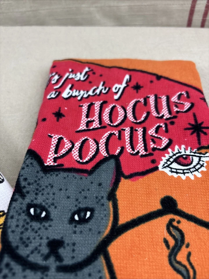 Disney Celebrate Together Halloween Towel Set Of 2 Cat Hocus Pocus New - Image 4 of 4
