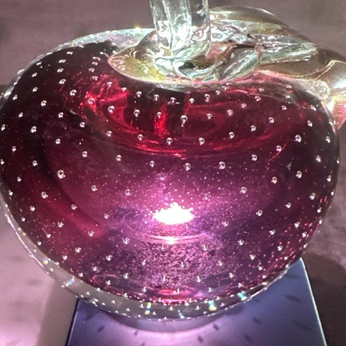 Murano Art Glass Controlled Bubble Apple For The Teacher Paperweight - Picture 14 of 16