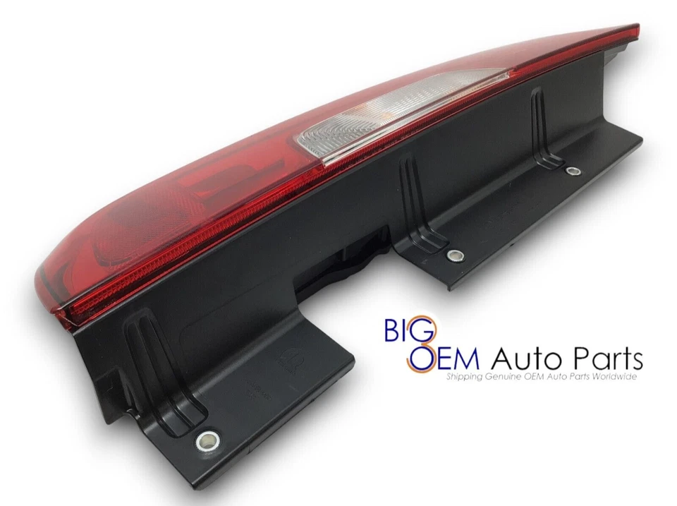 Оригинальный новый задний фонарь со стороны водителя для Ram Promaster City LH 2018–2022 годов выпуска 68311693AA - Изображение 3 из 4