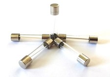 LOT OF 5 NEW AGC 20 AGC-20 BUSS BUSSMANN FUSES 32V