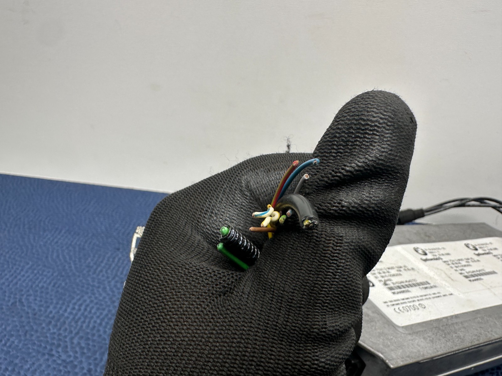 4–16 BMW E92 3/6 Srs Telematic Bluetooth Communication Control Module OEM 4-Port