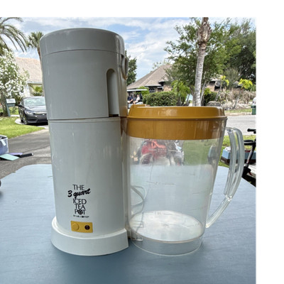 Mr. Coffee 3 Quart Iced Tea Maker White with Yellow Lid Plastic Pitcher