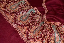Handwoven Kashmiri Pashmina Stole: Maroon Embroidered Cashmere Shawl