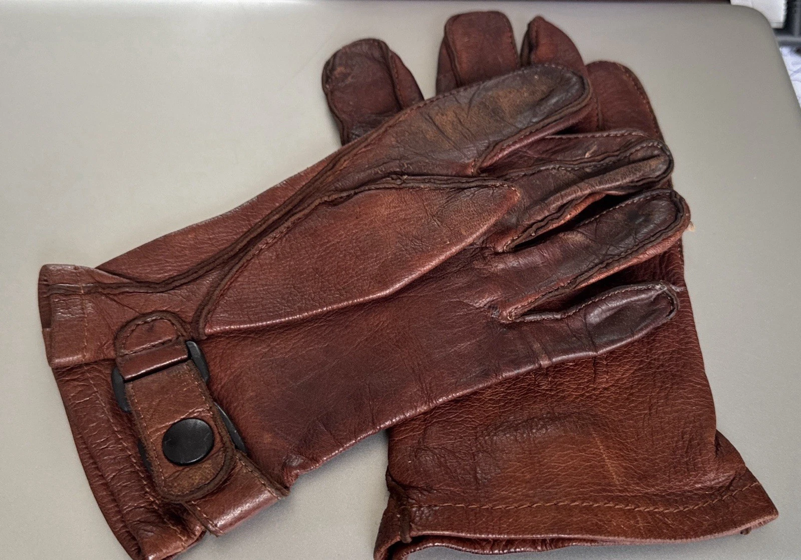 Grandoe Men's Gloves With Snap At Wrist Size S Brown Vintage