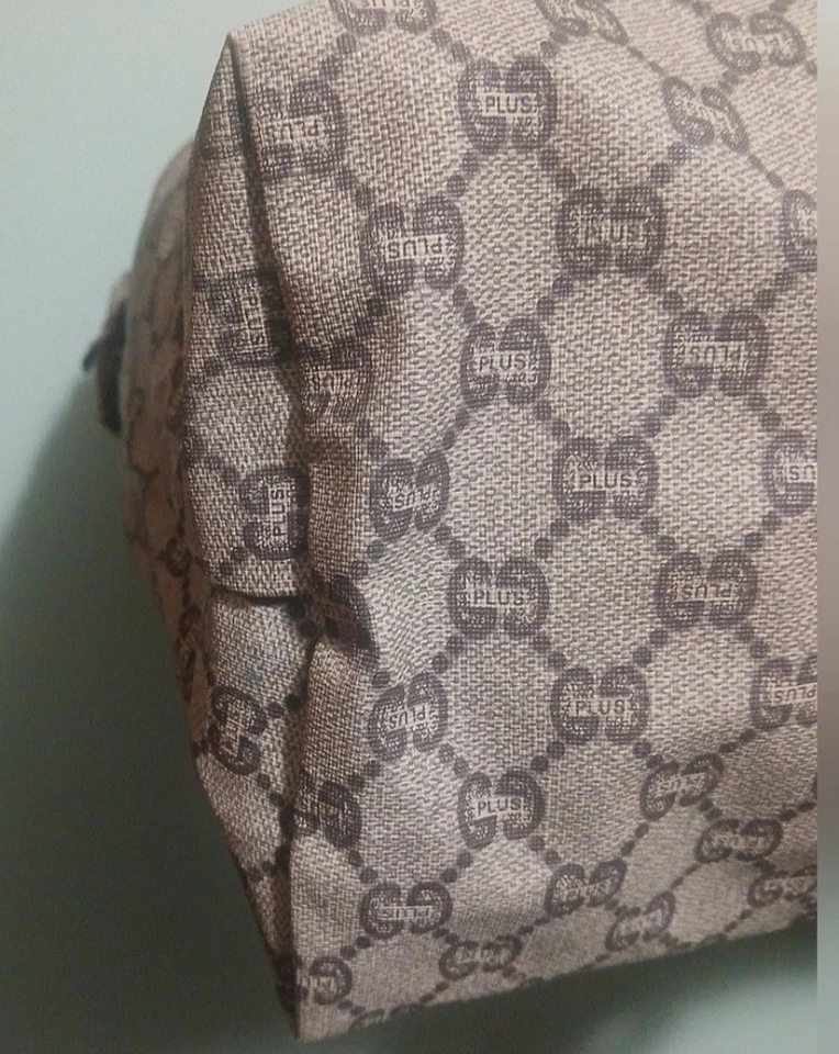 Bolso GUCCI Plus Weekender Sherry Line usado en excelente estado con certificado de autenticidad, PVC/cuero Foto 4 de 4