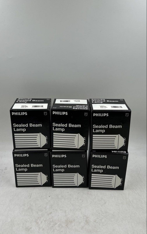 Philips 4535 Clear Glass 6-Volts Auto Spot Sealed Beam Lamp Lot Of 6