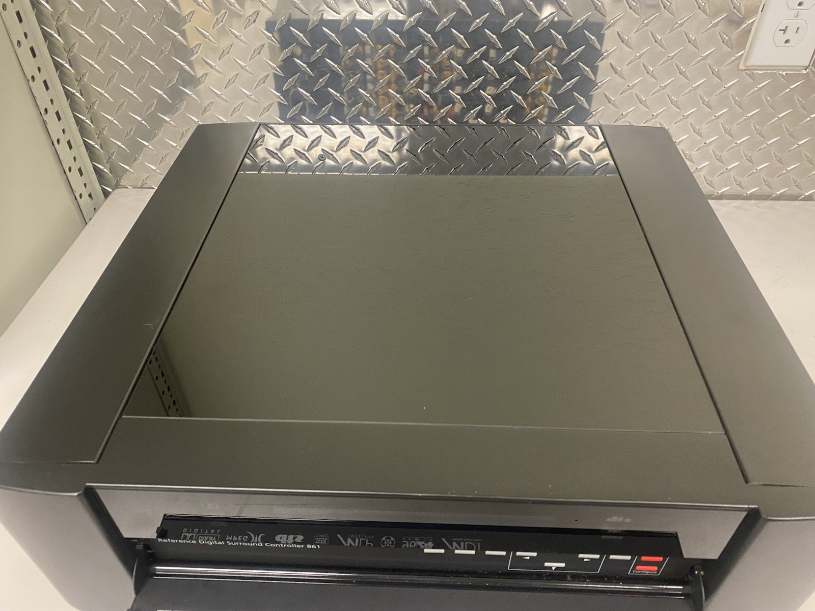 Meridian 861 Processor 800-C00 1D20 IE42 0A13 1A00 Reference Surround Controller