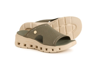 Skechers Women's Martha Stewart Glide Step Pro-Good Days Sandals