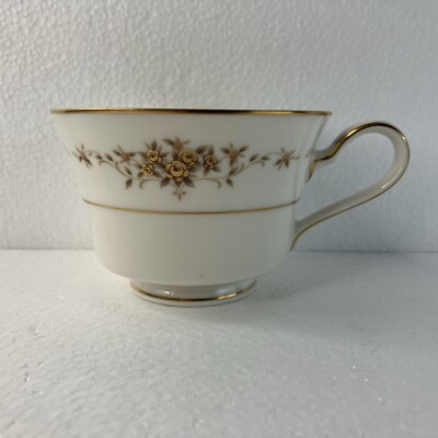 Noritake Ivory China Suffolk #7549 Coffee Tea Cup Gold Trim Flowers 1966 To 1973