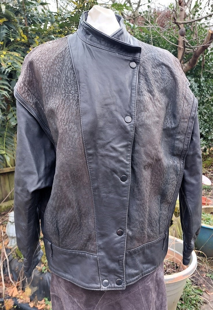Vintage quality 80s black patterned leather bomber jacket UK Vintage quality 80s black patterned leather bomber jacket UK
