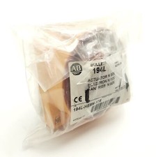 Allen Bradley 194L-HE8N-175 Disconnect Switch Handle, On/Off *Missing Screws*