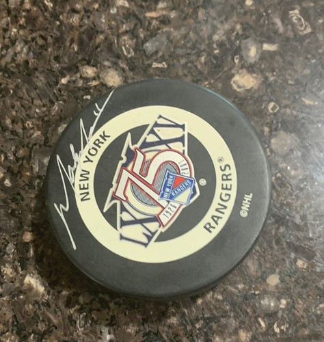 Mark Messier Signed 75th Anniversary Puck Steiner - Picture 5 of 10