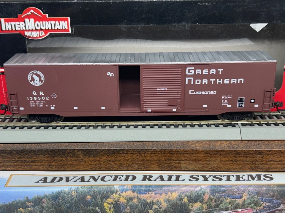 GREAT NORTHERN 60ft AUTO PARTS BOXCAR - SLIDING DOORS ETCHED-METAL HO Scale NEW - Image 4 of 4
