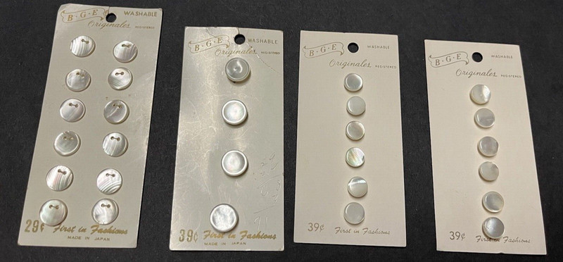Vintage BGE Originales Pearlescent Round Buttons Set of 4 cards white Japan