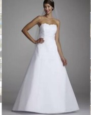 NEW NWT - Wedding dress A-line White David's Bridal - Size 14