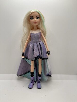 Project MC2 McKeyla's Glue Tattoo Doll 2015