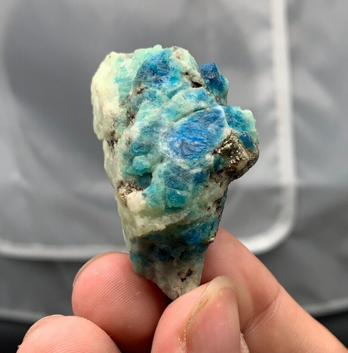 31GM | A+++ Extreme Blue Sodalite Fluorescent w/Golden Pyrite Specimen | AFG - Picture 15 of 16