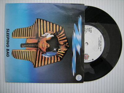 ZZ Top - Sleeping Bag / Party On The Patio, Warner Bros. W2001 Ex Con A1/B1