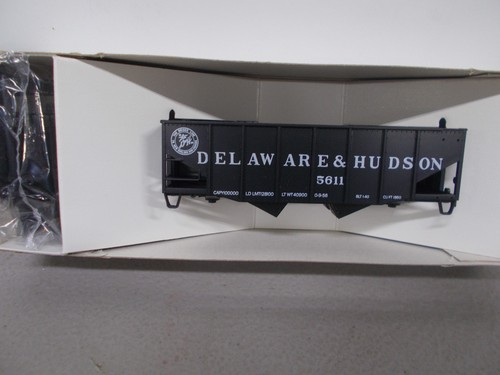 STEWART-#10115-D & H-2-BAY TOLVA #5611-KIT-LOT-OO-HO SCALE | Condition: New
