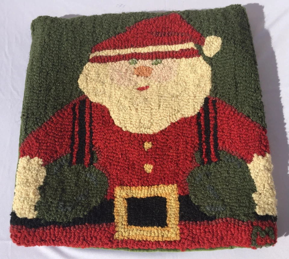 "Funda de almohada Chandler 4 esquinas Laura Megroz lana enganchada Santa suspensiones 18"" x 18""" Foto 3 de 4