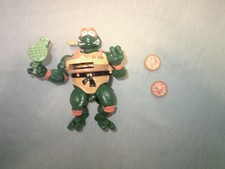 Teenage Mutant Ninja Turtles Pizza Tossin Michelangelo Action Figure Playmates