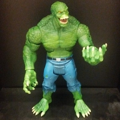komplette Killer Croc Build-a-Figure aus Mattel DC Comics Multiverse