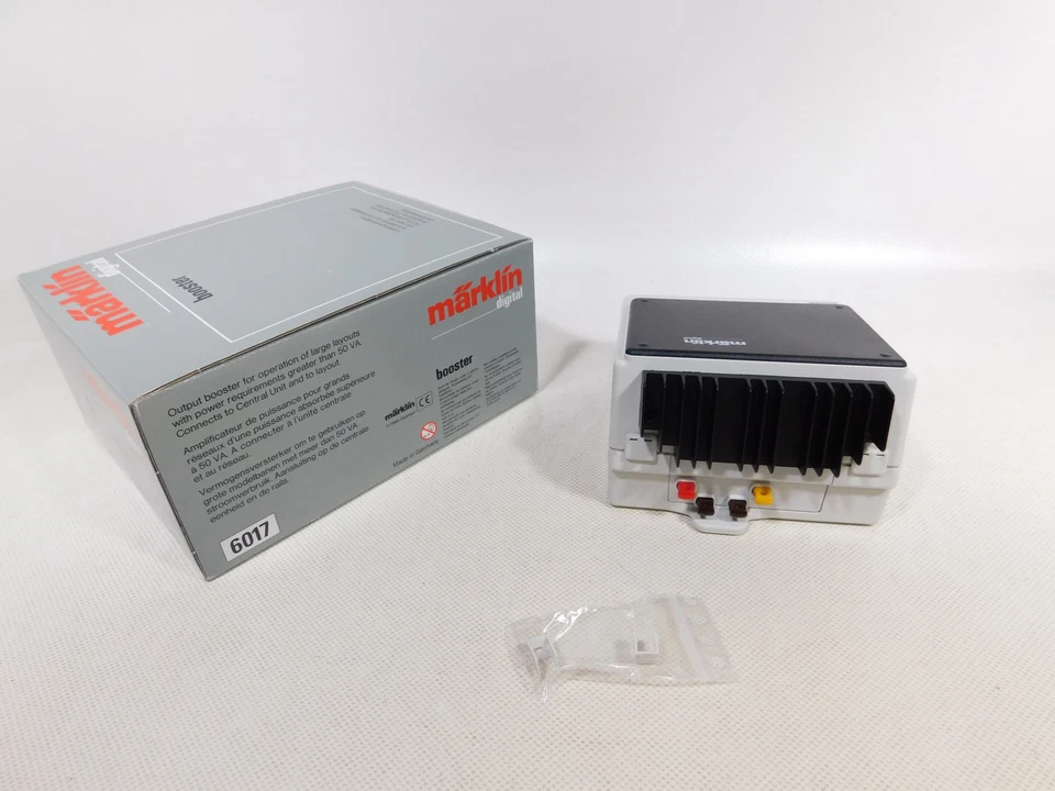 Усилитель цифровой Märklin H0 AC 6017 без адаптера кабель 50 ВА коробка #DS570-3 - Изображение 3 из 4
