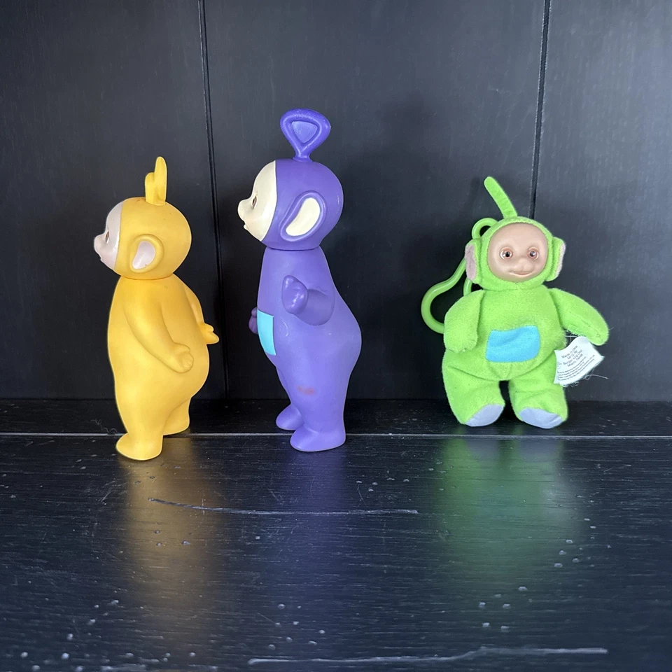 Ragdoll Hasbro Teletubbies 1998 PVC 2 estatuillas y marioneta de dedo de felpa Dipsy BK Foto 2 de 4