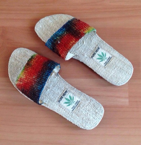 Tie Dye Hemp Slippers - Picture 3 of 12