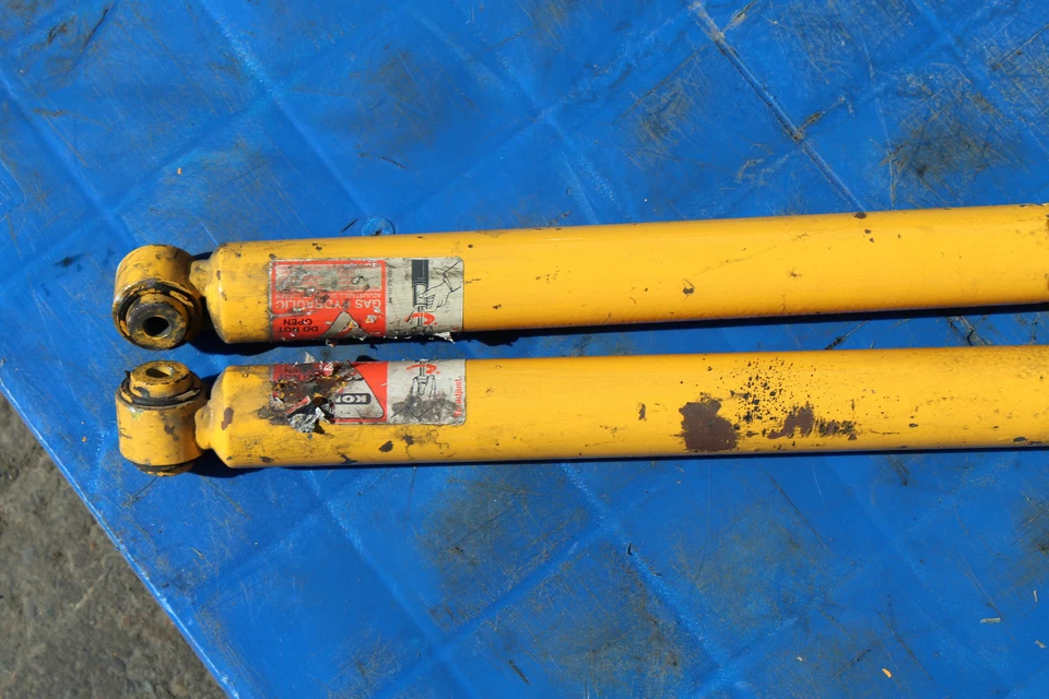 Mercedes-Benz E60 E420 1996-99 par de amortiguadores de puntal delantero izquierdo/derecho K2068 Foto 2 de 4