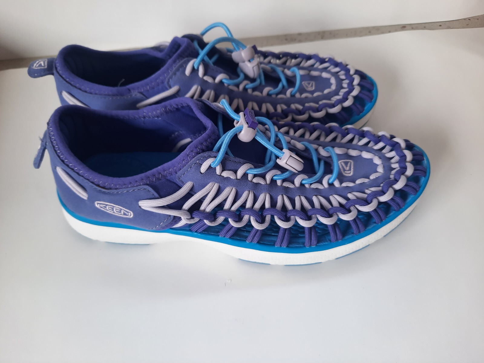 Sandali sportivi Keen donna Uneek viola blu con cordino tacco piatto lacci elastici taglia 5