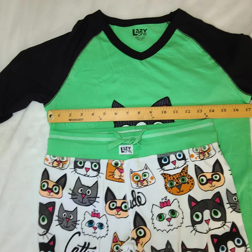 ¡NUEVO! Pijama Lazy One Cattitude 2 piezas Top e Inferior Leggings XS Estampado Gato Foto 2 de 4