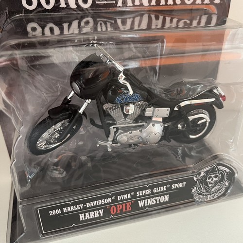 Sons of Anarchy Maisto Opie Winston 2001 Harley Davidson 1:18 Scale Motorcycle - Picture 2 of 8